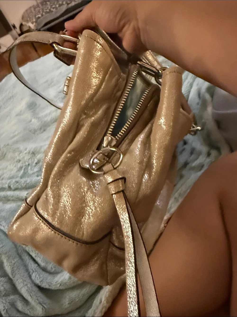 Vintage Coach Metallic Champagne Leather Turnlock Tote Bag Style Y2K - Picture 8 of 9